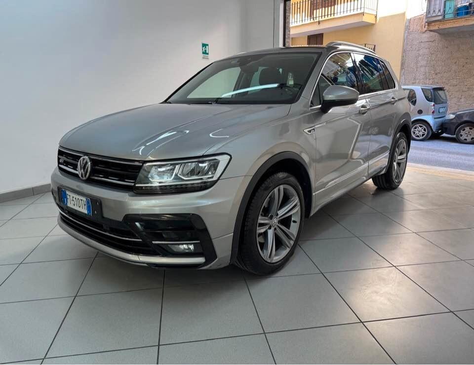 Volkswagen Tiguan 2.0 TDI SCR DSG 4MOTION R-Line 150/CV 2019