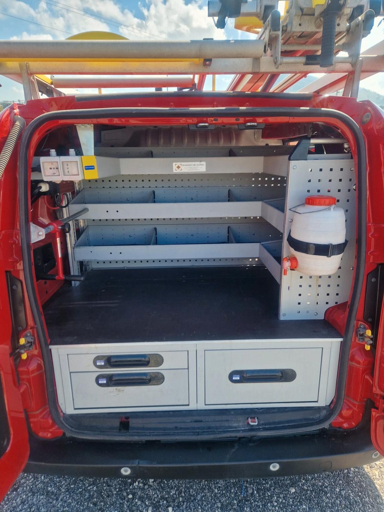 Fiat Fiorino 1.3 MJT 95CV Cargo Adventure