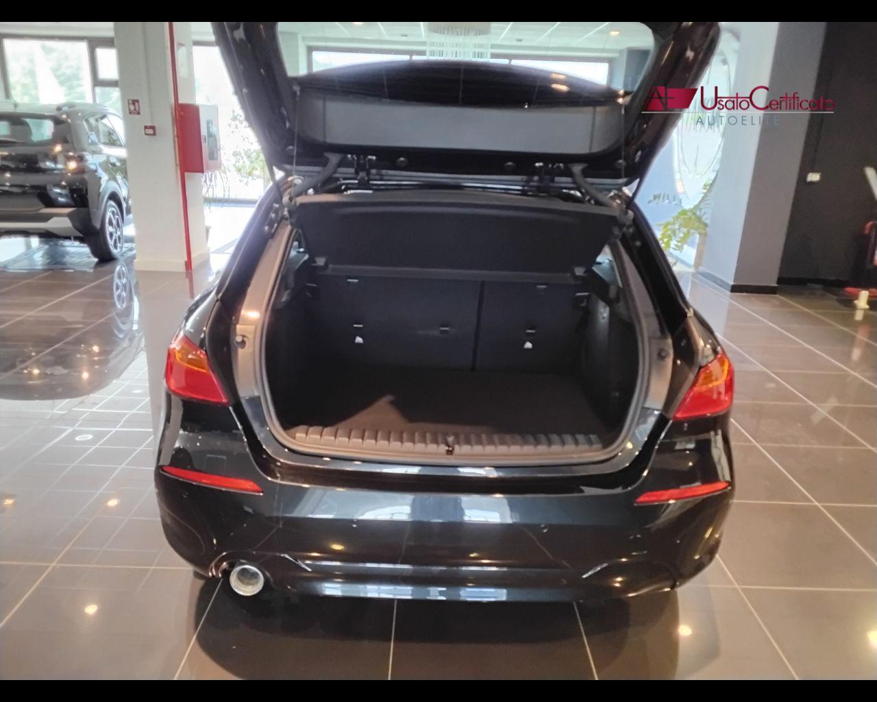 BMW 116d 5p. Business Advantage