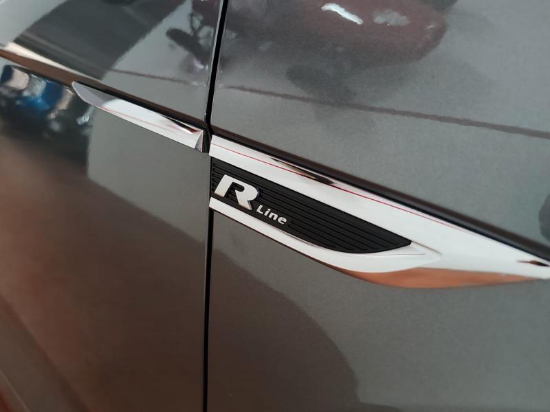 Volkswagen T-Roc 1.5 tsi Sport dsg PACK R LINE