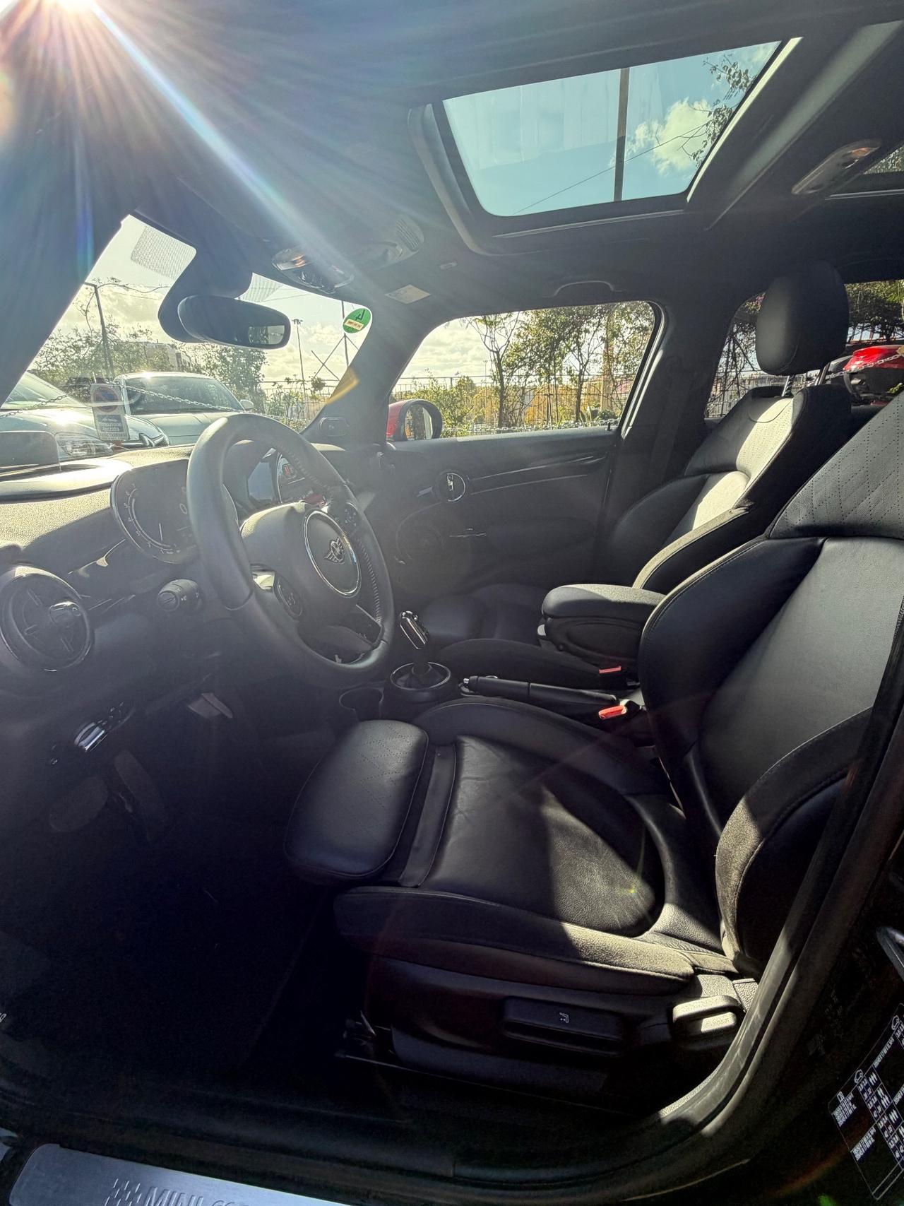 Mini Cooper S 2.0 XL Aut. 5 porte Pdc Navi Pelle