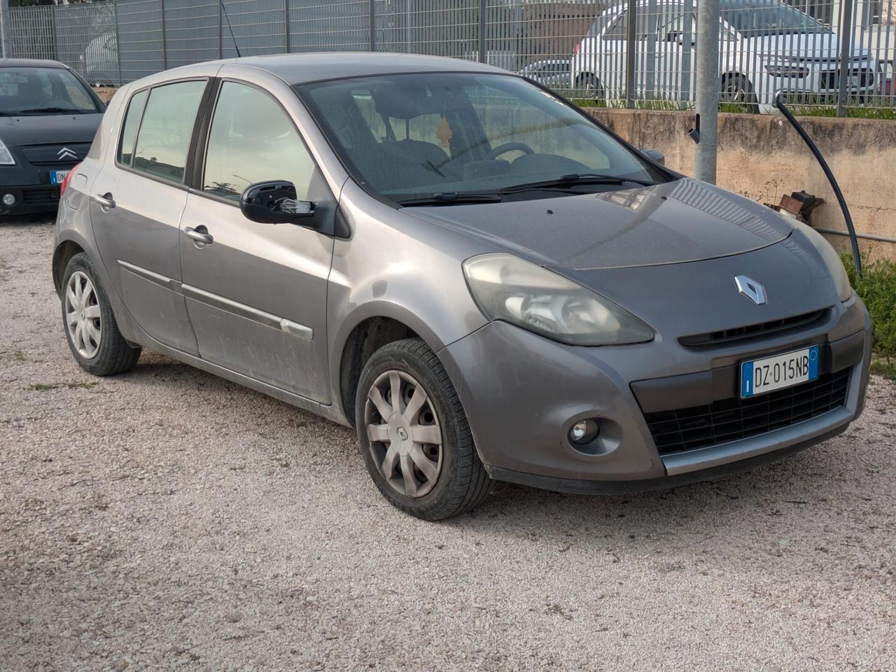 Renault Clio 1.2 16V 5 porte Luxe