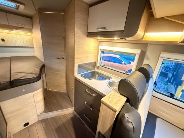 WEINSBERG CARASUITE 650 CLIMA BASCULANTE MATRIMONIALE PELLE