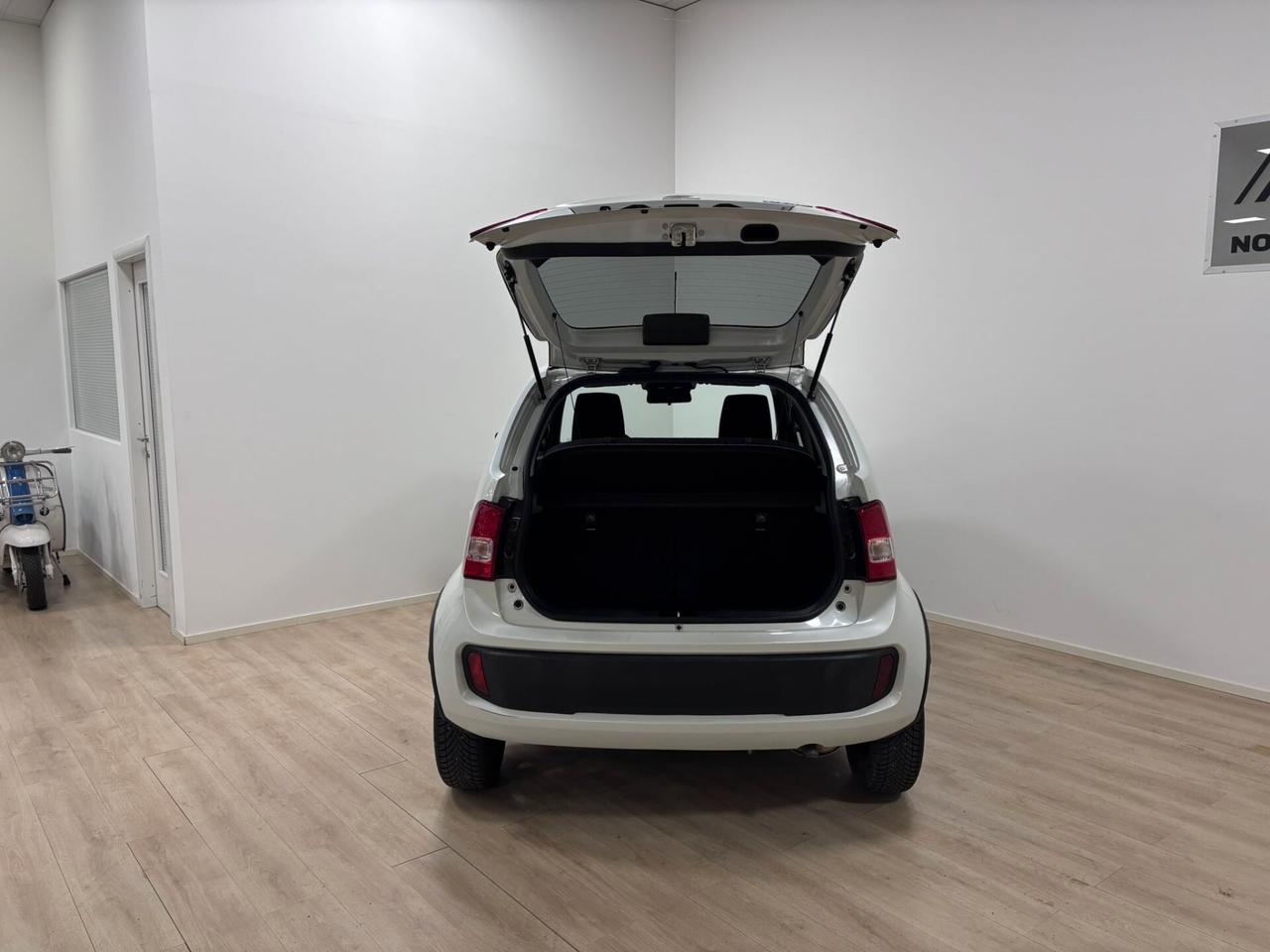 Suzuki Ignis 1.2 Dualjet Top