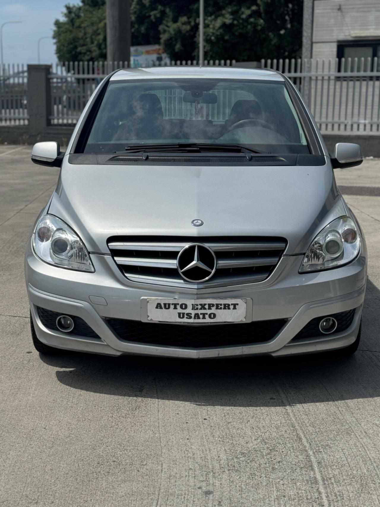Mercedes-benz B 180 B 180 CDI Premium 2011