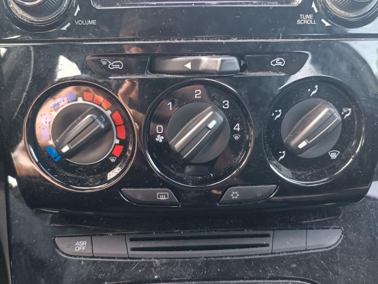Lancia Ypsilon 1.2 69 CV 5 porte GPL Ecochic Elefantino Blu