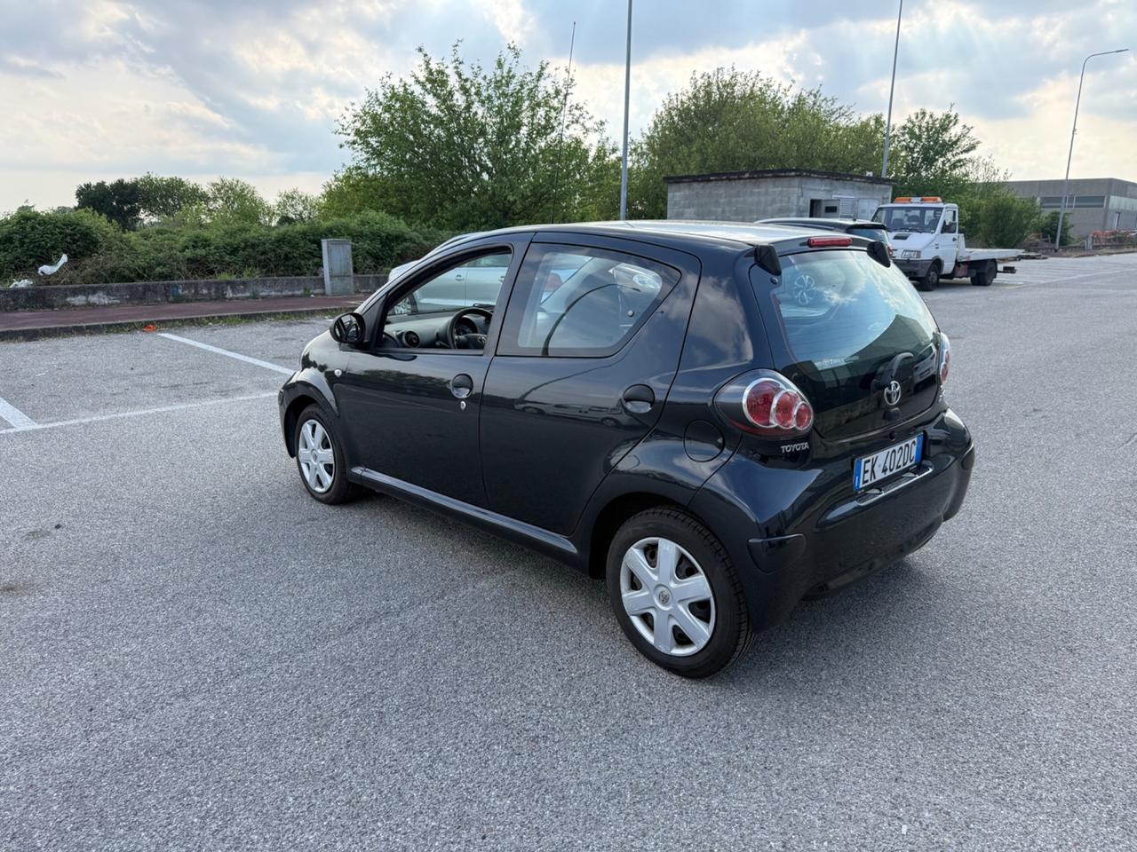 Toyota Aygo 1.0 12V VVT-i 5 porte Now Connect