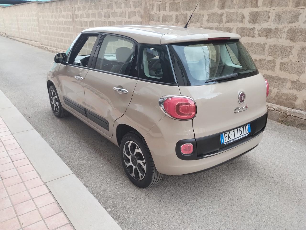 Fiat 500L 0.9 TwinAir Turbo Natural Power Pop Star