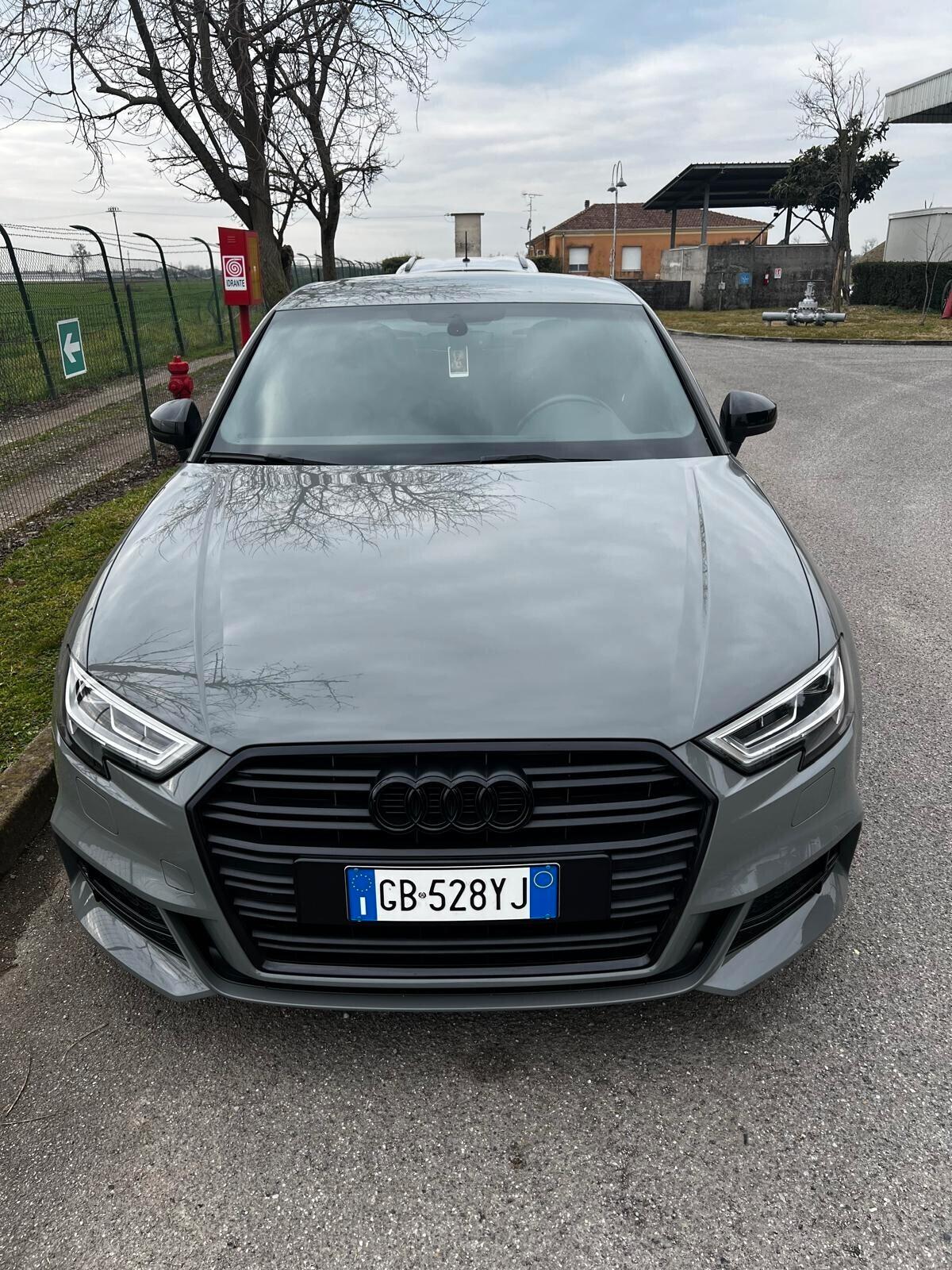 Audi A3 Sedan 30 TDI Business