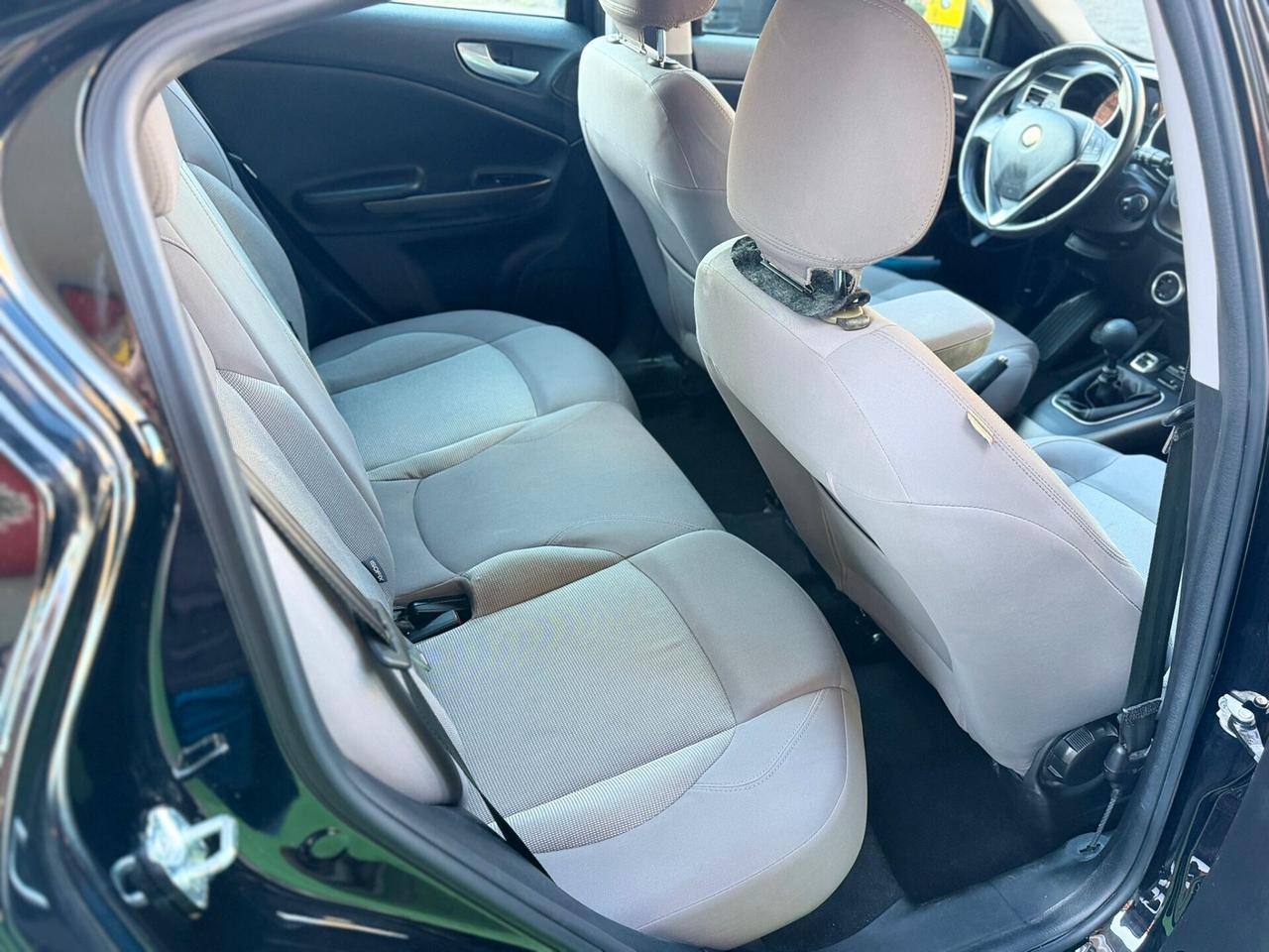 Alfa Romeo Giulietta 1.6 JTD 105 CV anno 2014