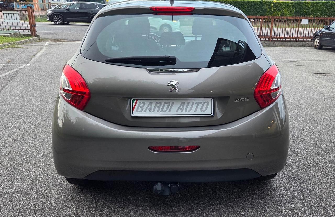 Peugeot 208 1.4 HDi 5 porte Allure