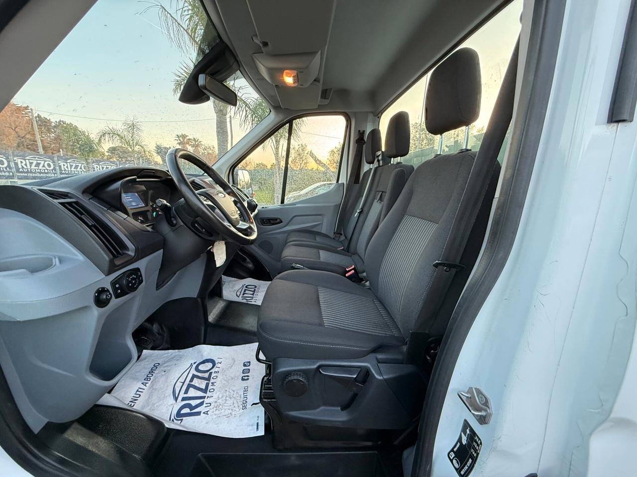 FORD TRANSIT 350 2.0TDCi EcoBlue 170CV RIBALRTABILE 3P.