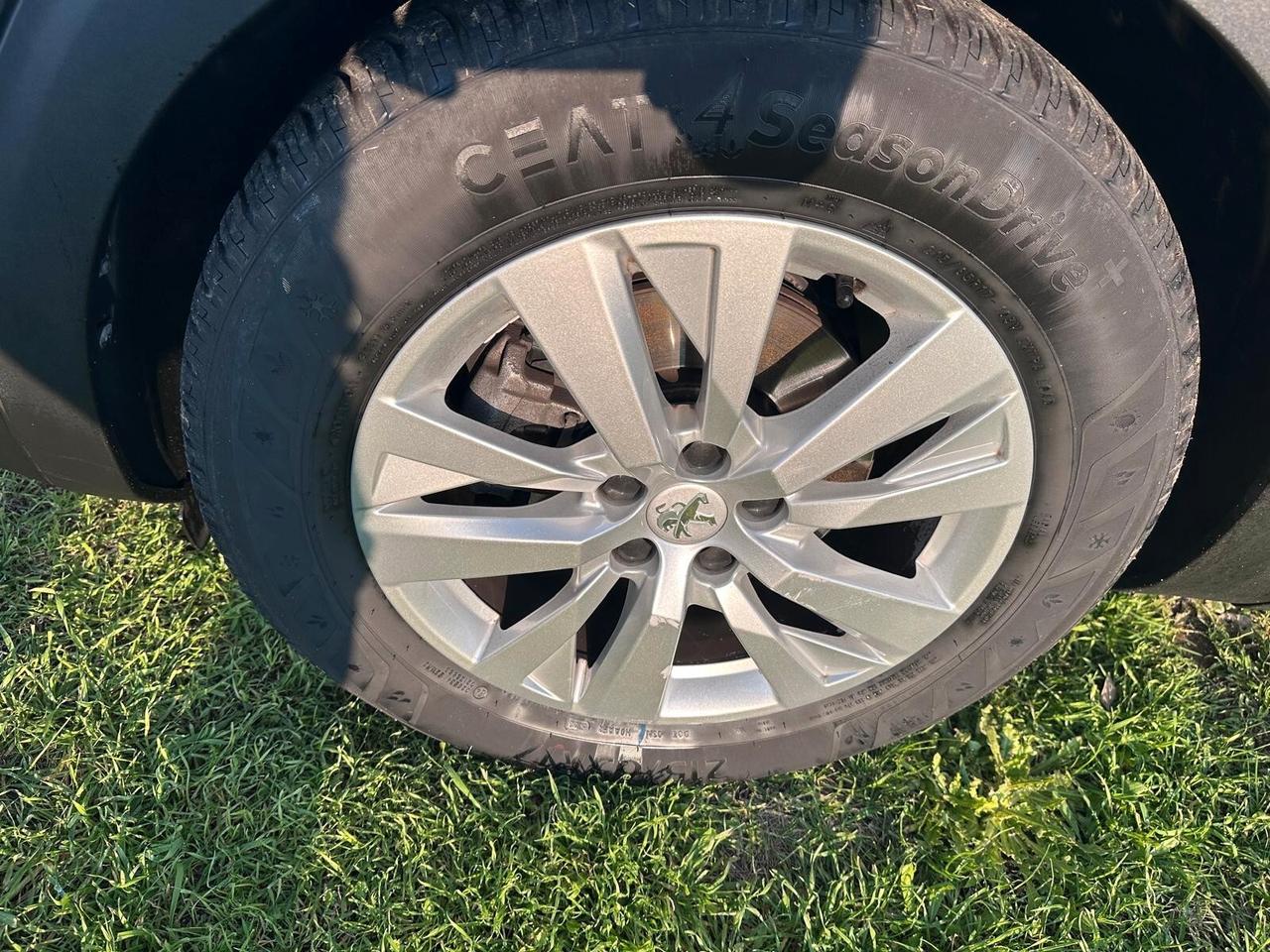 Peugeot 3008 BlueHDi 130 S&S Allure