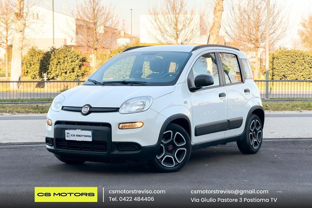 Fiat Panda 1.0 Hybrid e benzina