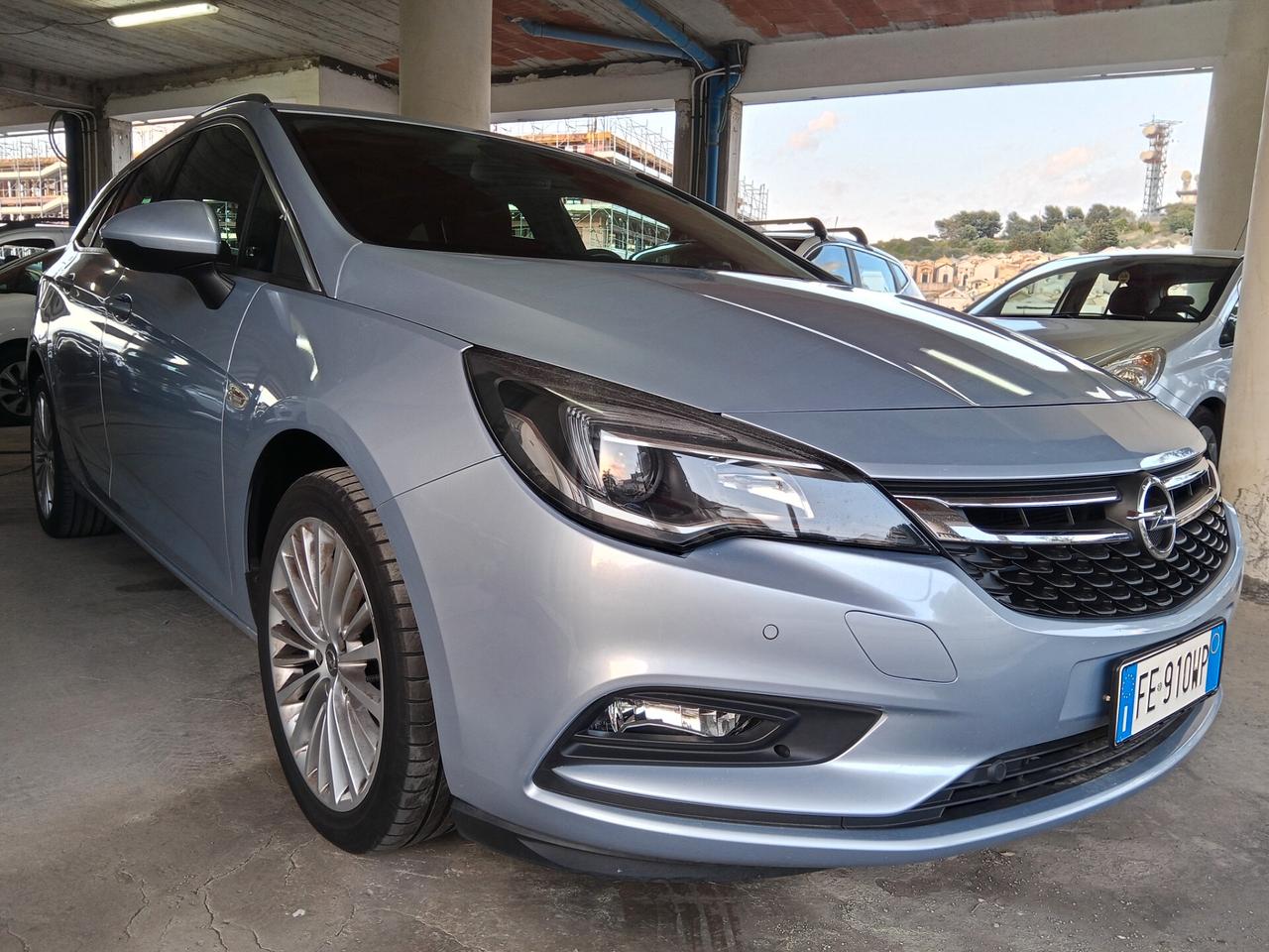 Opel Astra 1.6 CDTI EcoFLEX S&S Sports Tourer Cosmo