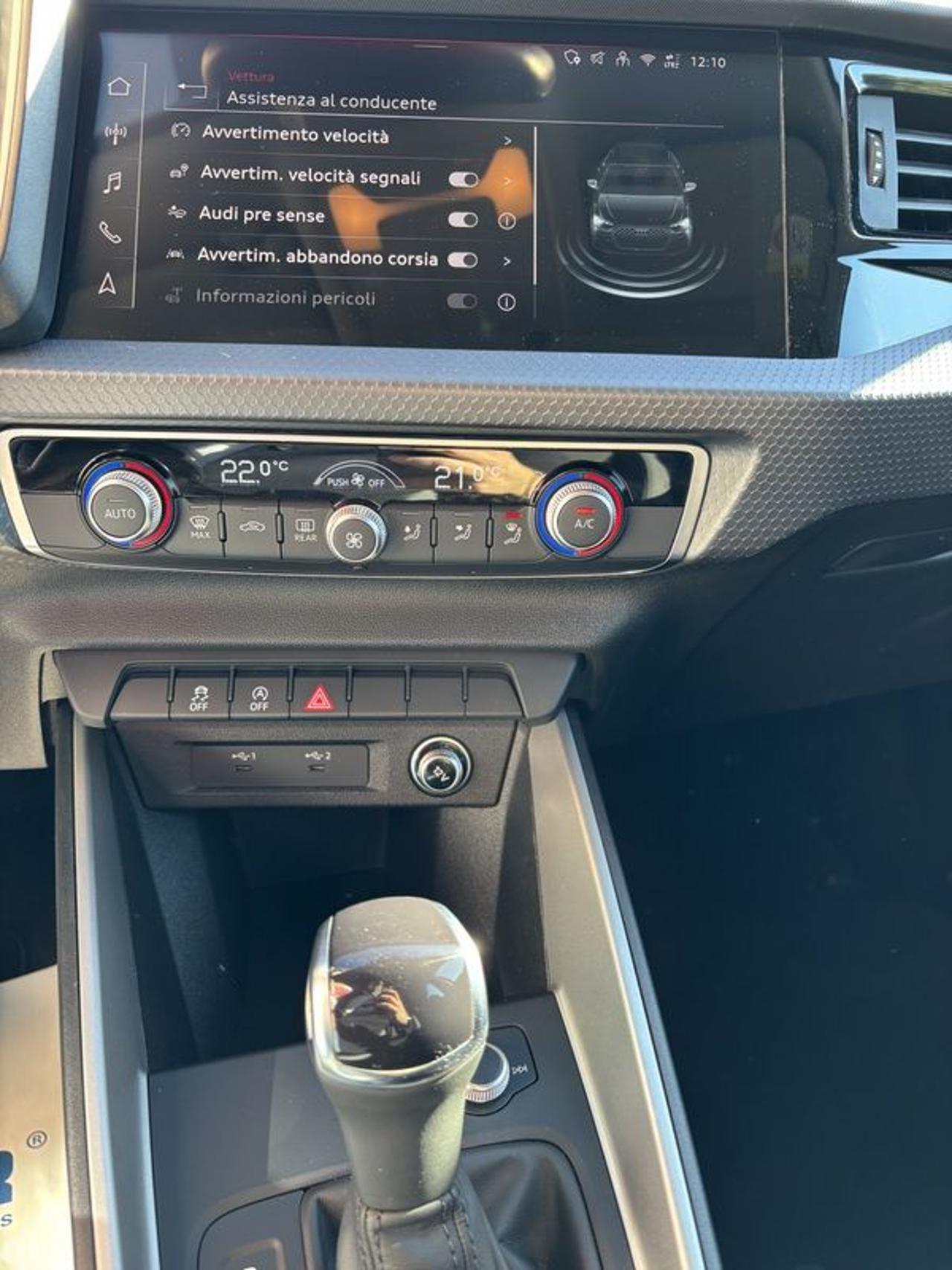 Audi A1 SPB 30 TFSI S tronic S line edition LED-APP-17"