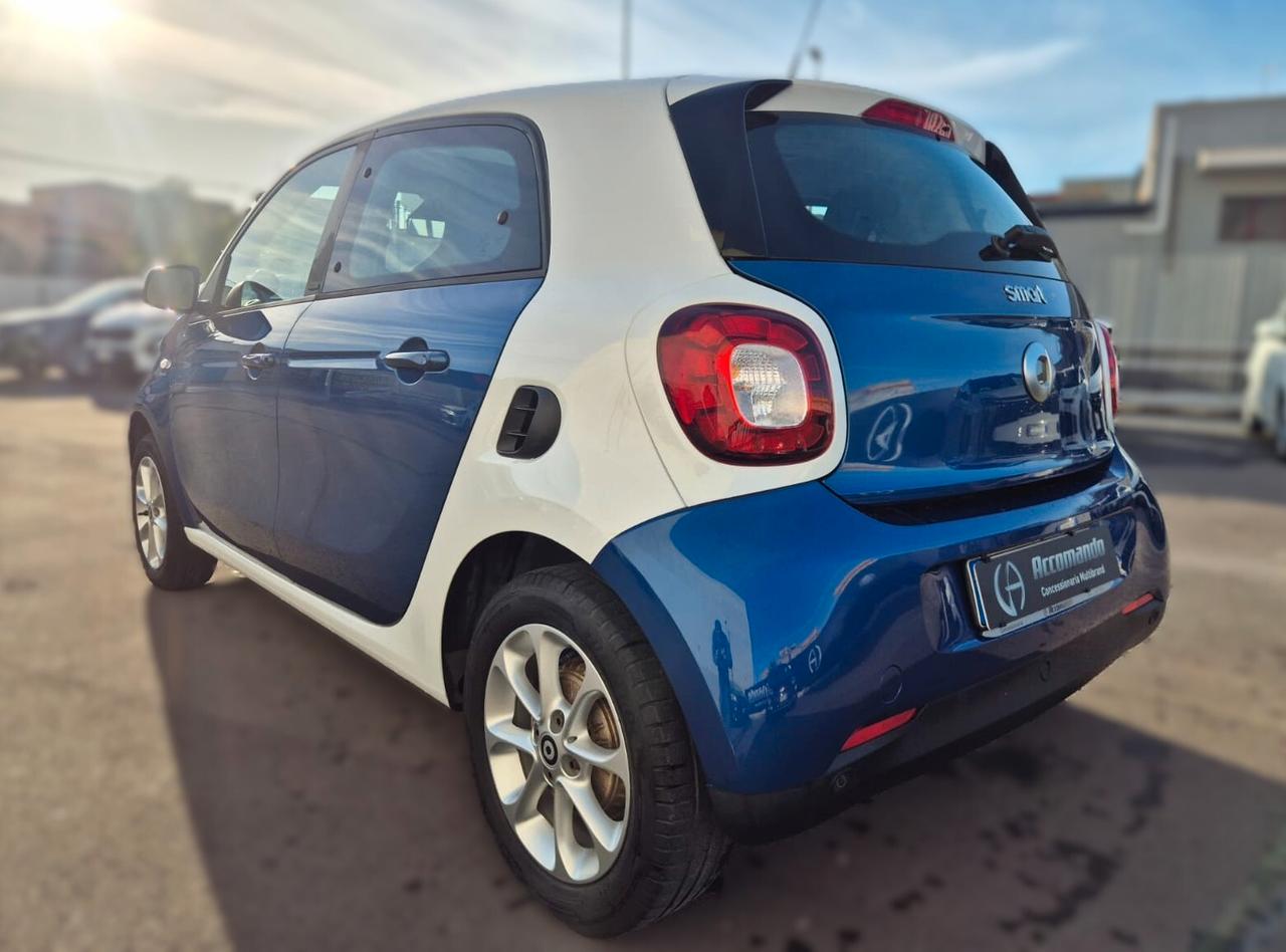 Smart ForFour Passion 1.0 70CV Twinamic