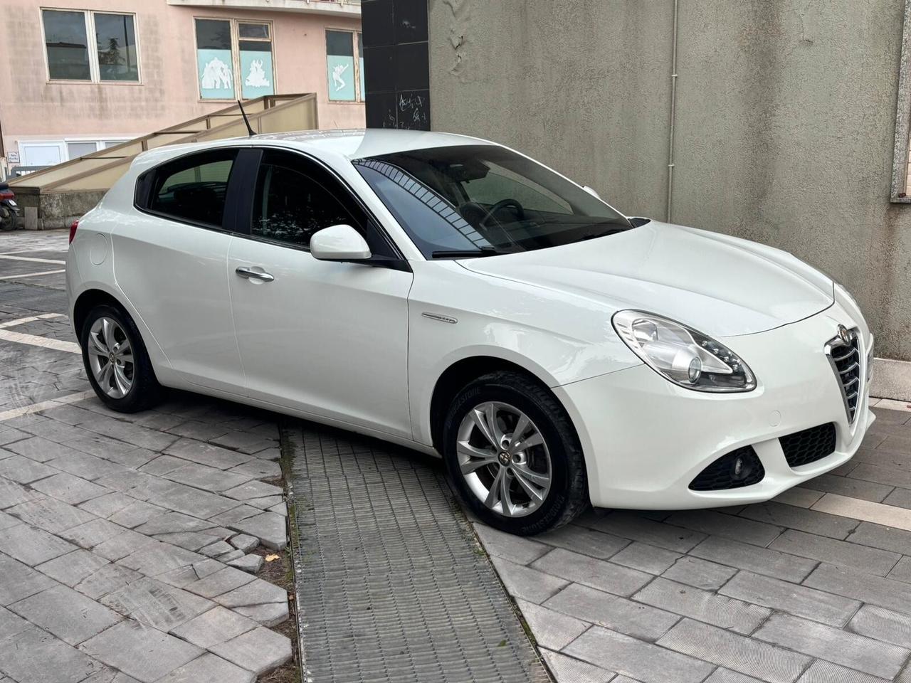 Alfa Romeo Giulietta 2.0 JTDm-2 140 CV Exclusive
