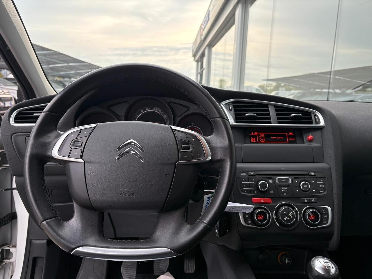 Citroen C4 SEDUCTION 1.6 e-HDi 115 6mt