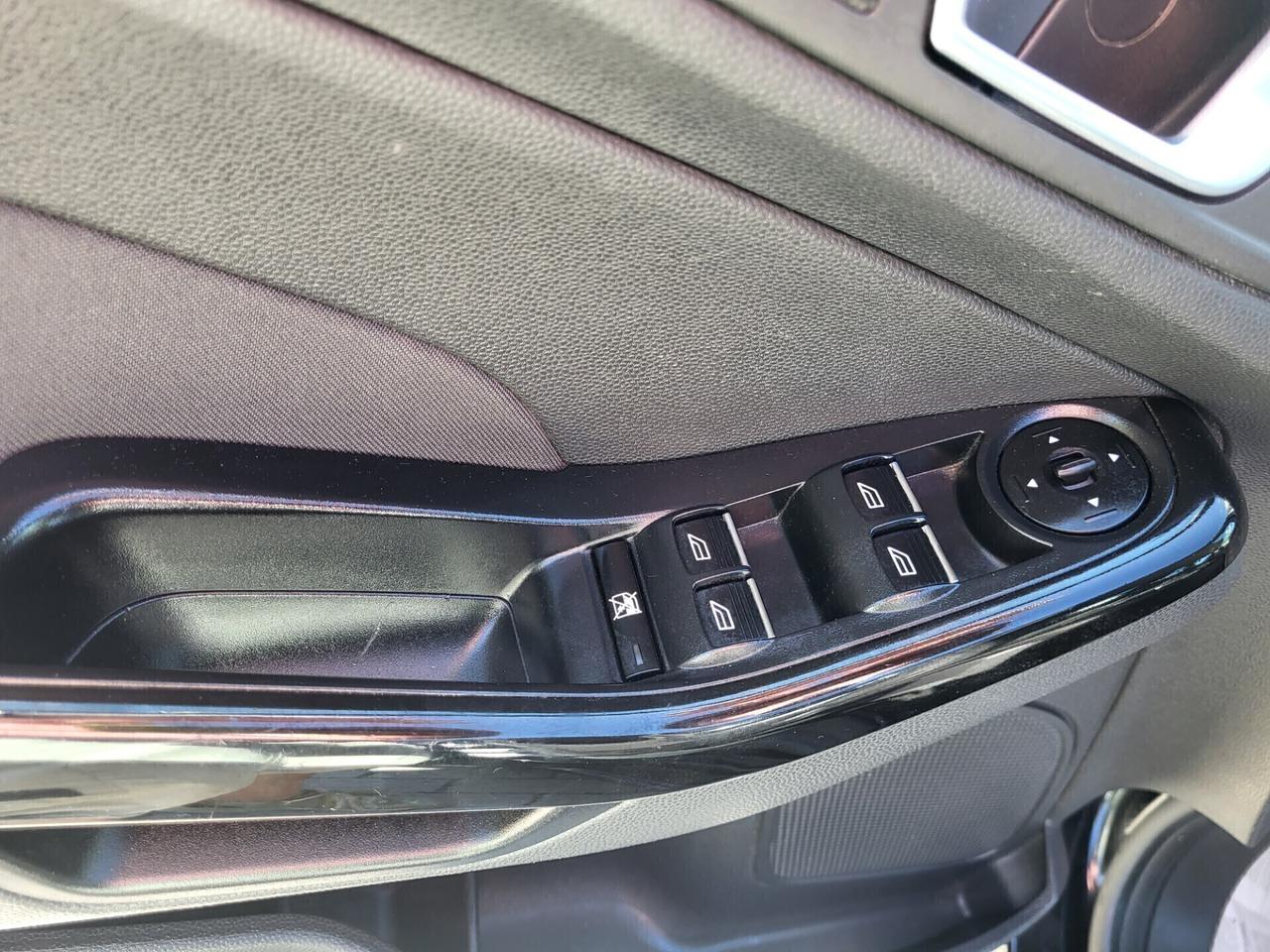 Ford FIESTA 1.4 GPL-UNICO PROPR-NAVI-3 REVISIONI