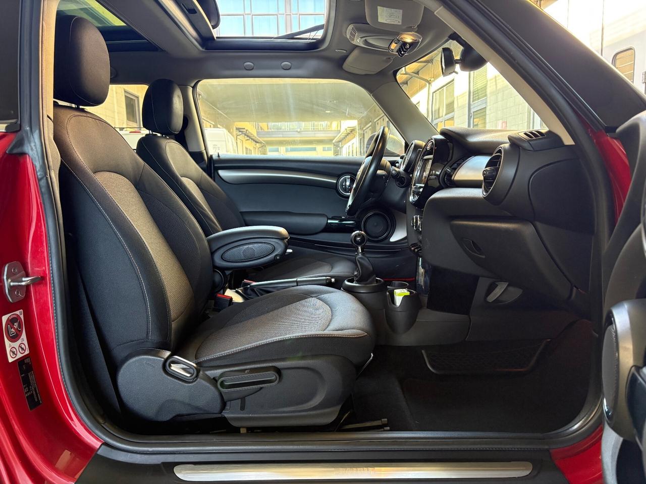 Mini Cooper D 1.5 Tetto Panoramico Apribile