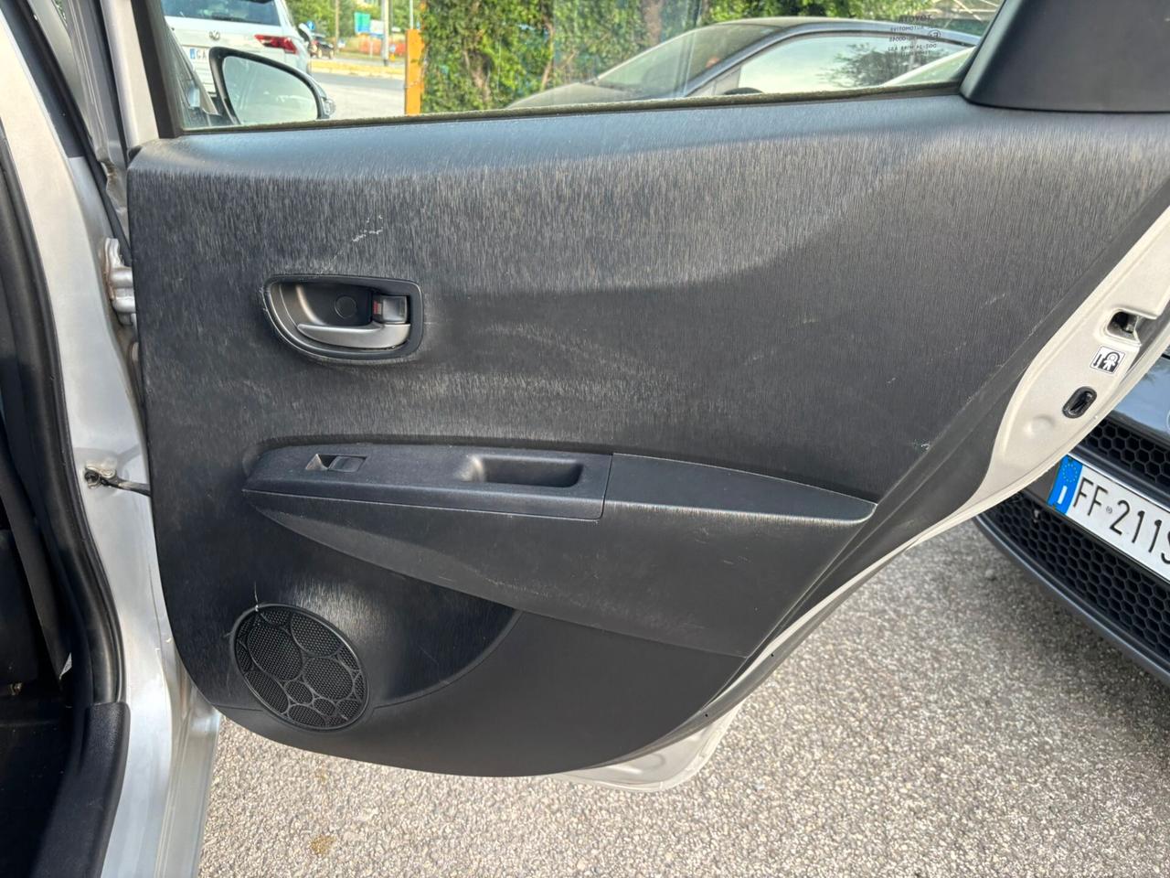 Toyota Yaris 1.5 Hybrid 5 porte Lounge Più OK Neopatentati