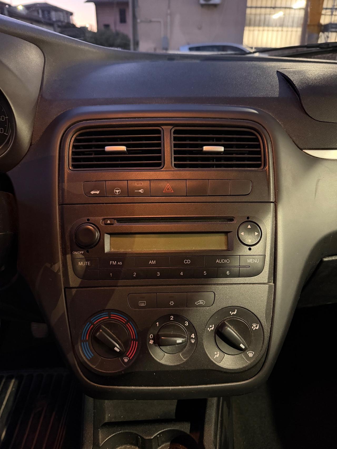 Grande Punto 1.3 MJT - Frizione nuova alla consegna