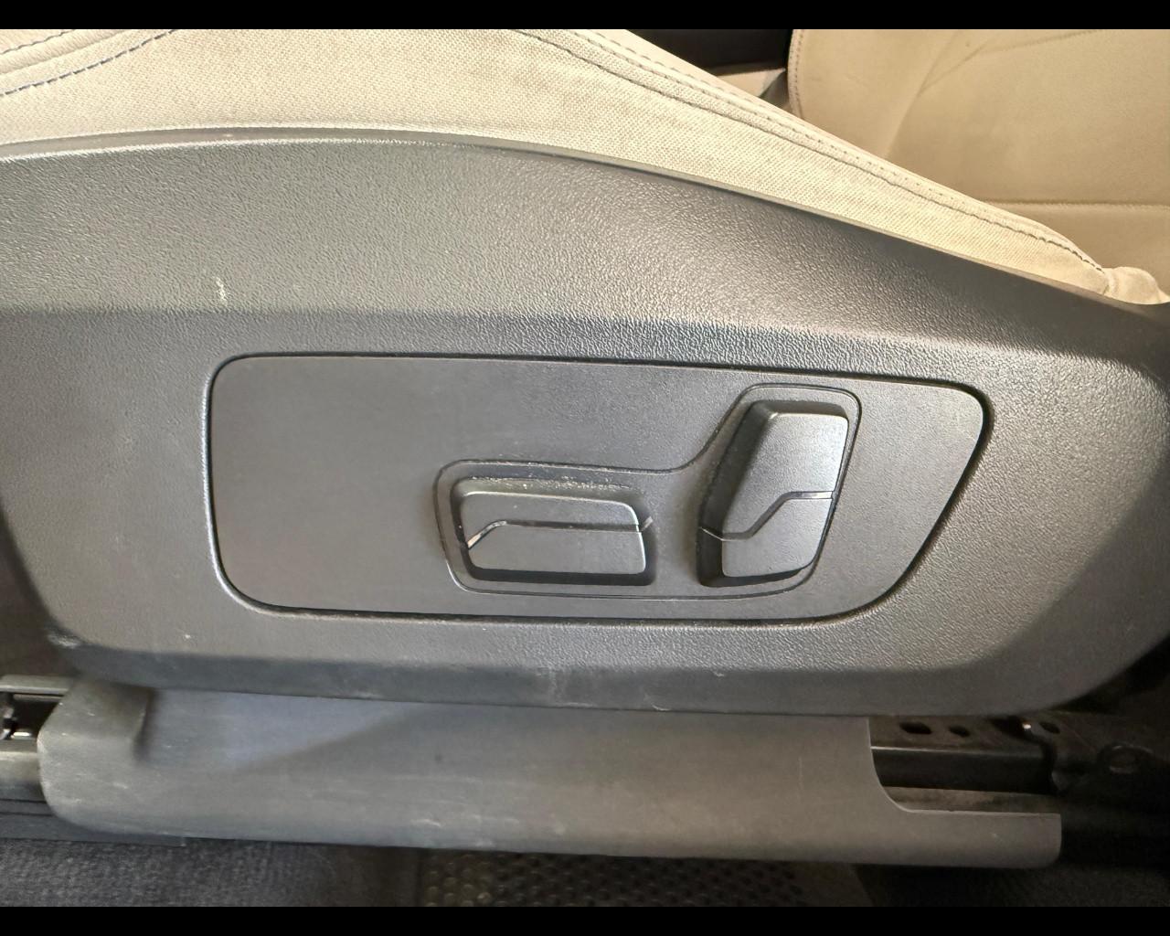 BMW X1 (U11) - X1 sDrive 18d xLine Edition Essence