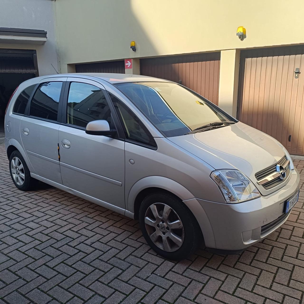 Opel Meriva 1.4 16V Club
