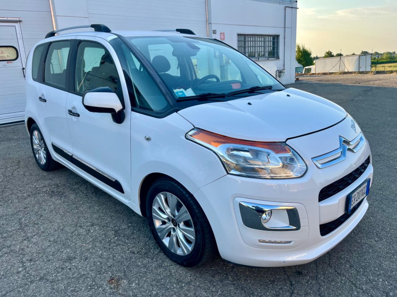 Citroen C3 Picasso 1.4benz 2013 137.000km perfetta