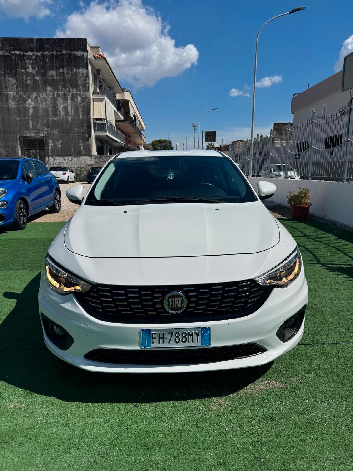 Fiat Tipo 1.6 Mjt 4 porte Opening Edition