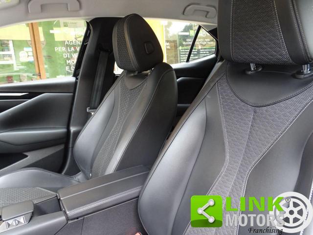 DS AUTOMOBILES DS 4 1.6 HYBRID 225 CV PERFORMANCE