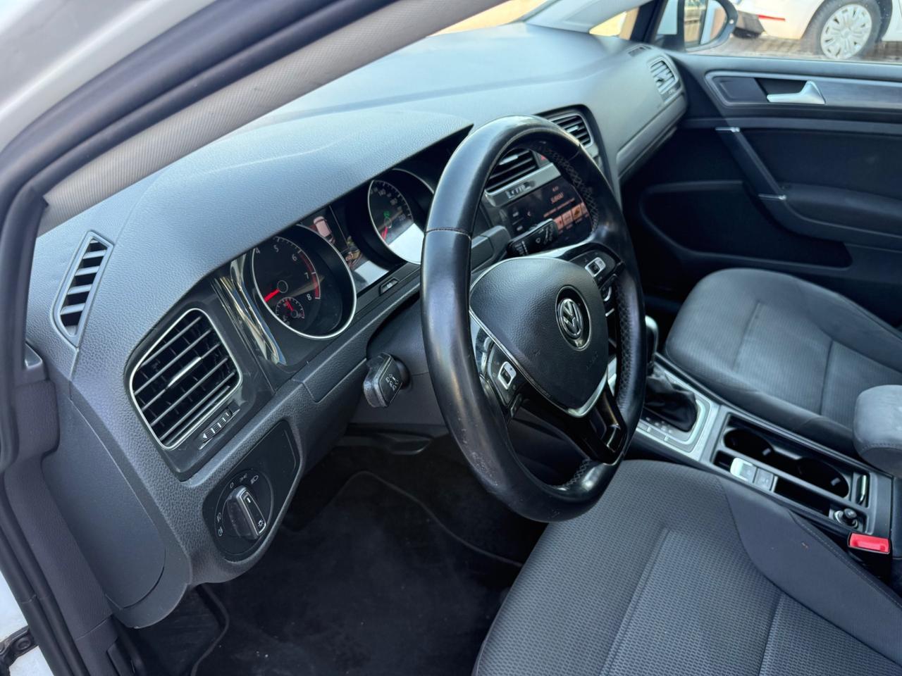 Volkswagen Golf 1.5 TSI ACT DSG 5p. Sport BlueMotion Technology