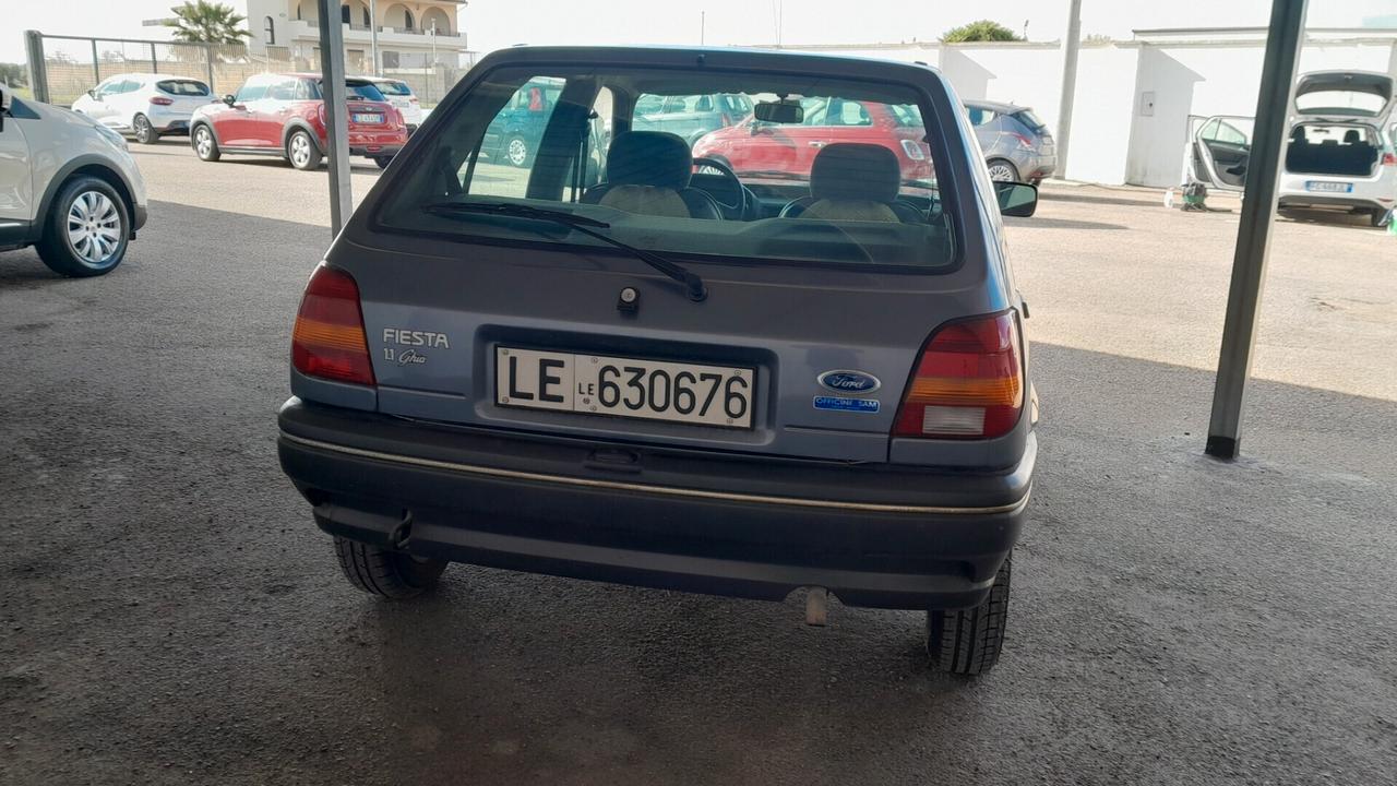 Ford Fiesta 1.1 5 porte Ghia