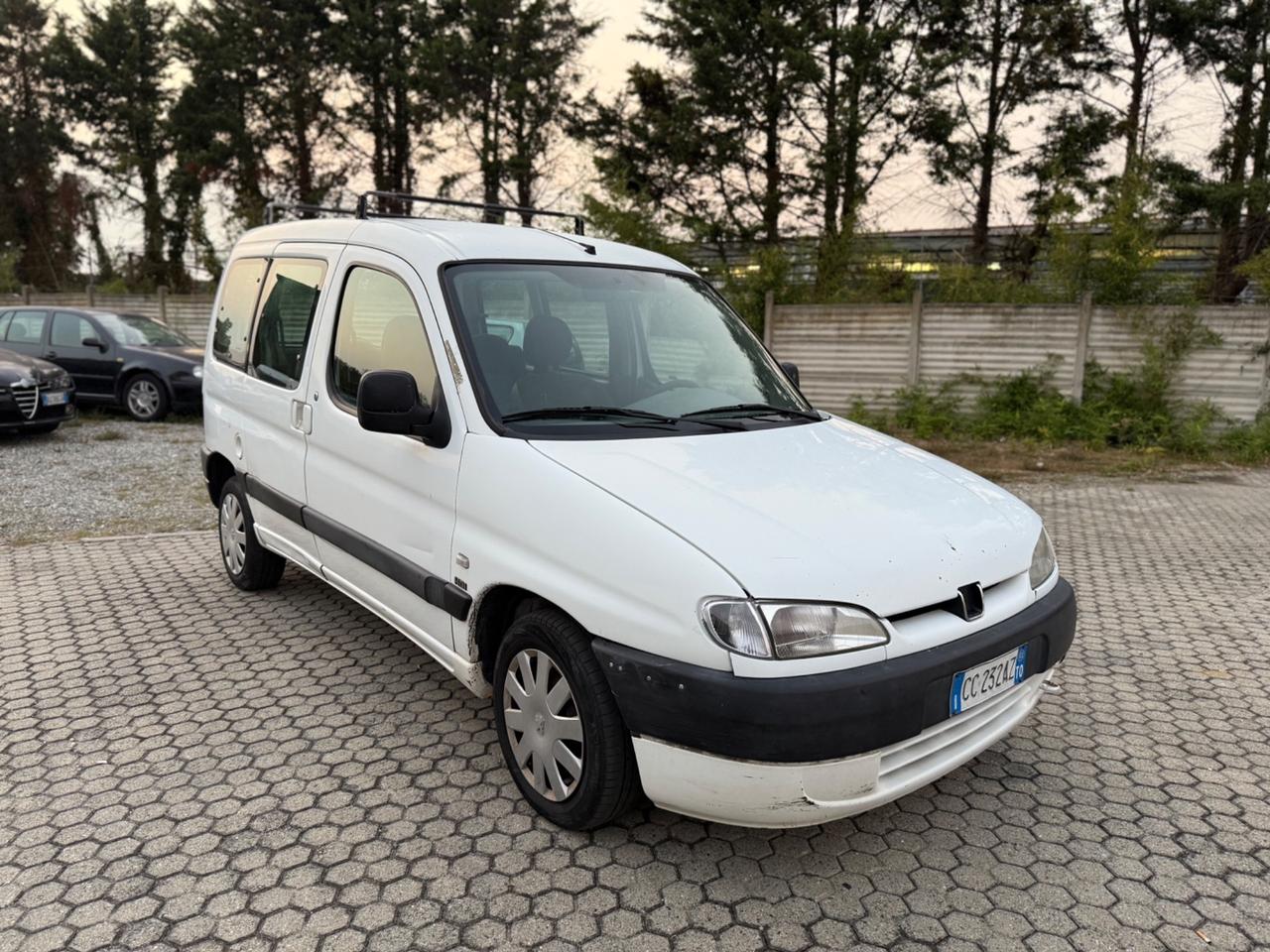 Peugeot Ranch 1.9 diesel 4p. XR