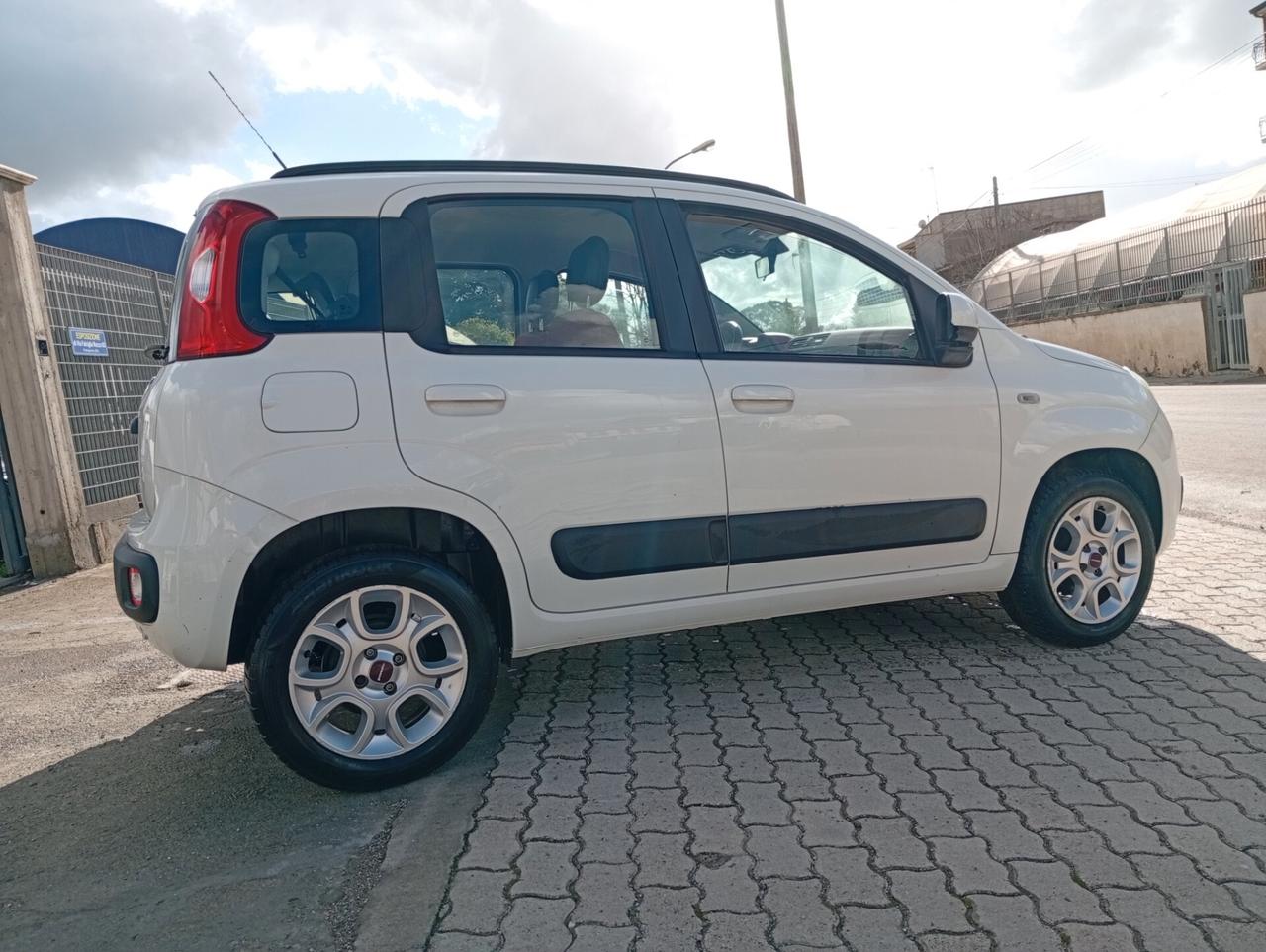 Fiat Panda 0.9 TwinAir Turbo Natural Power Lounge