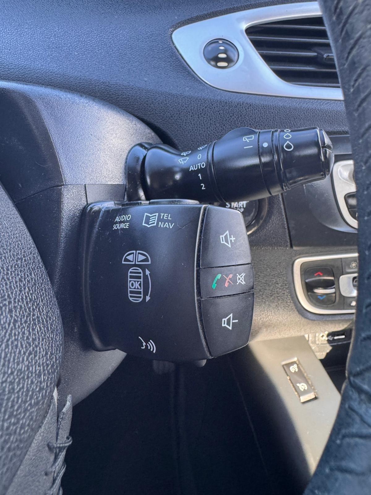 Renault Scénic X-Mod 1.5 dCi 110CV Luxe