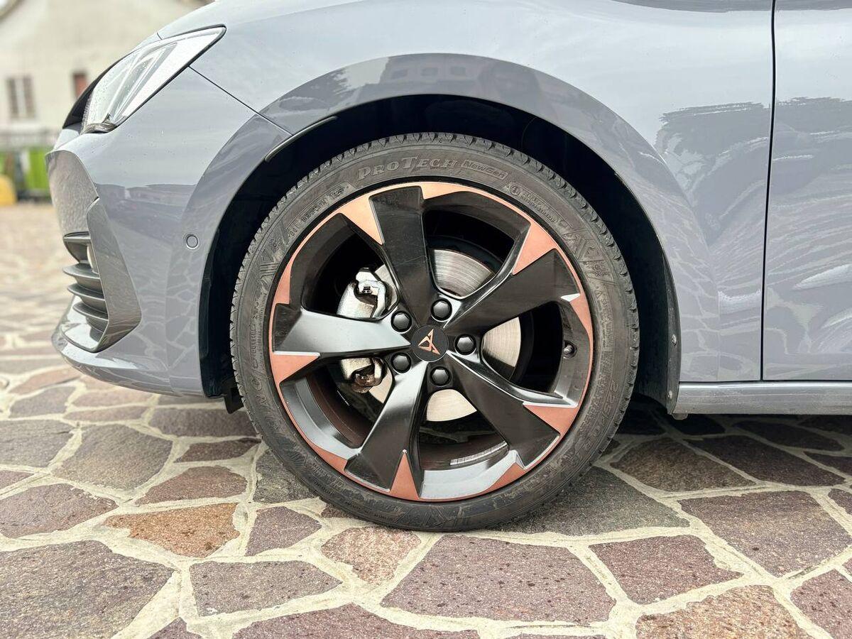 Cupra Leon 1.5 hybrid 150cv dsg