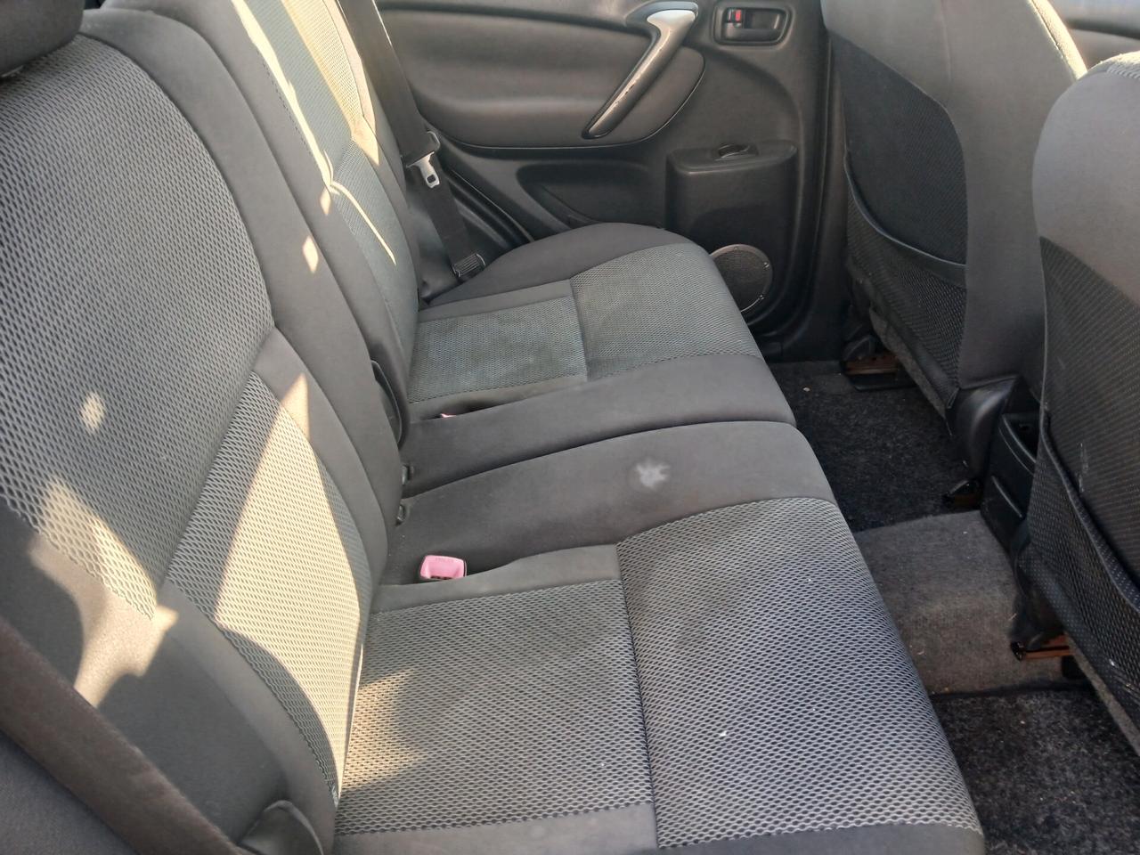 Toyota RAV 4 RAV4 2.0 16V cat 5 porte