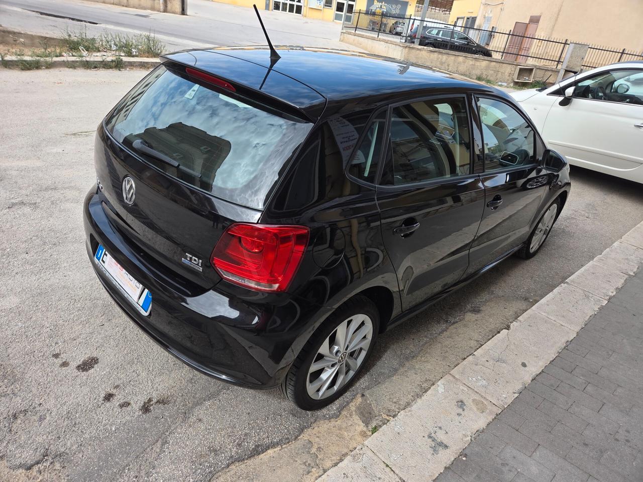 VOLKSWAGEN POLO 1.6 TDI 90 CV KM 130000 CERTIFICATI