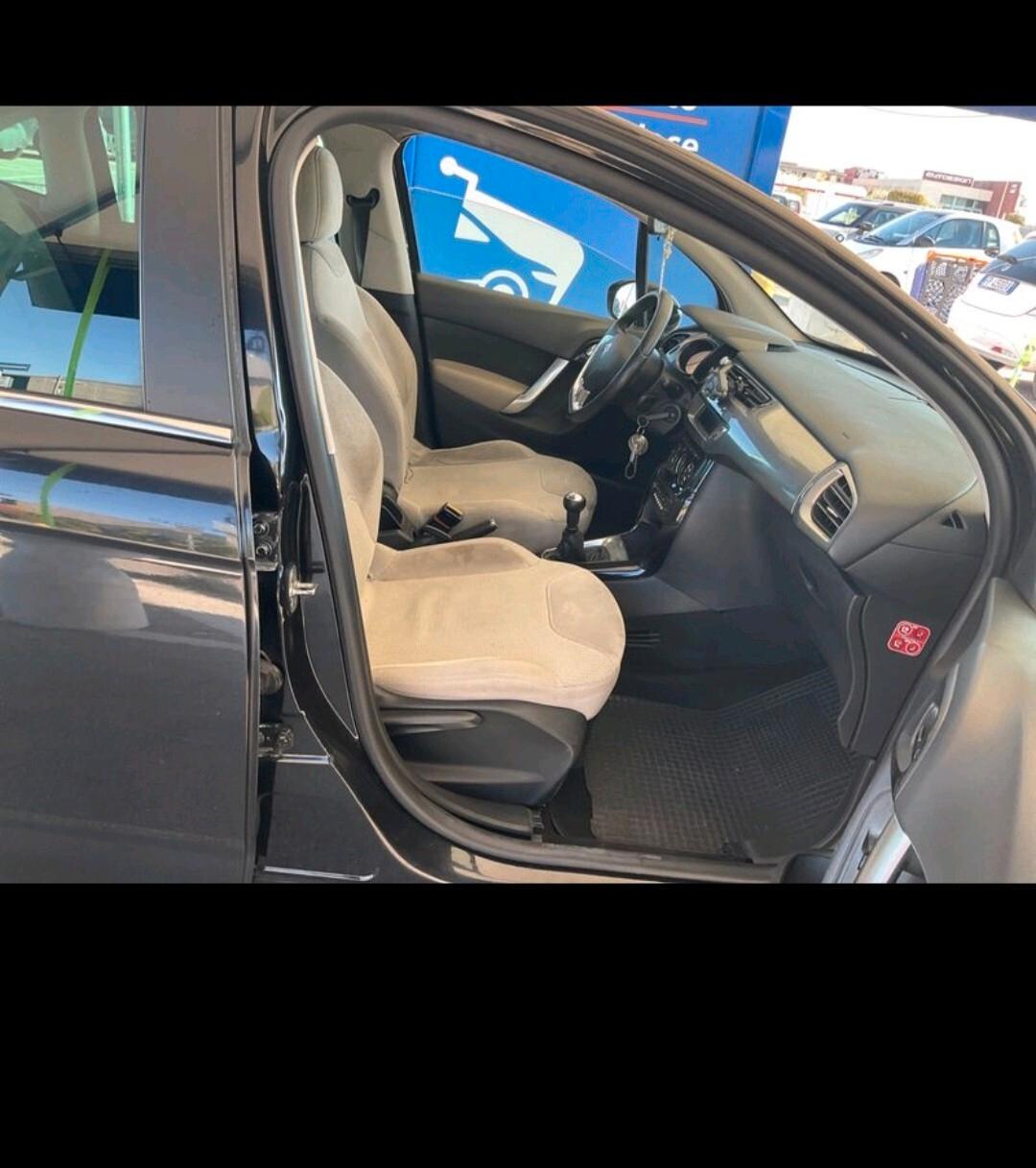 Citroen C3 1.4 HDi 70 Exclusive 2012