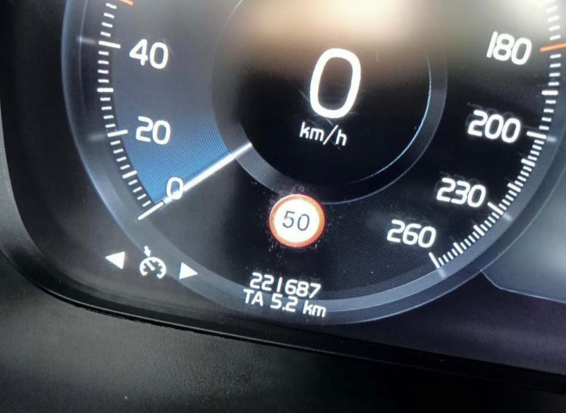 Volvo V60 Cross Country V60 Cross Country B4 (d) AWD Geartronic Business Pro Line