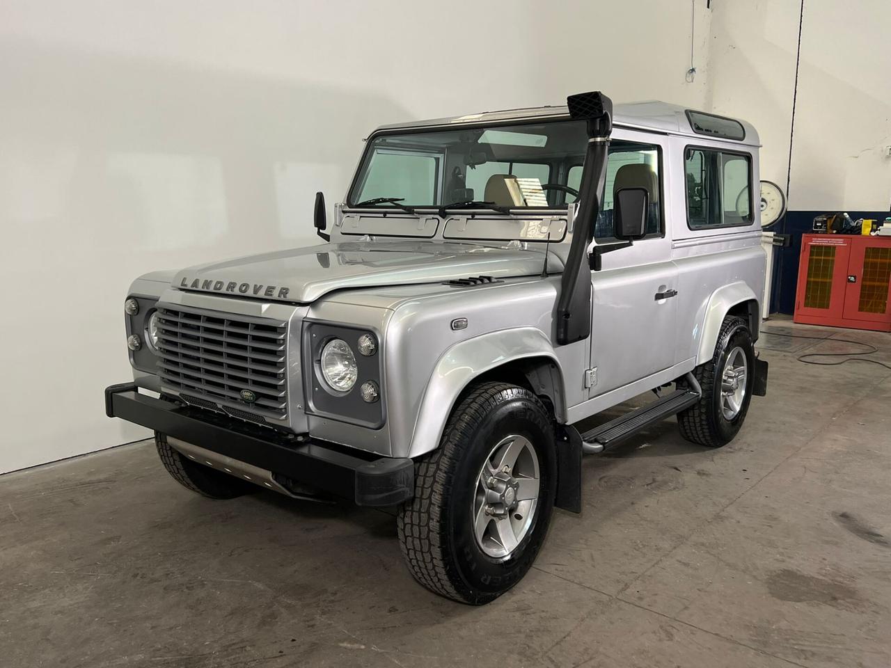 Land Rover Defender 90 diesel Hard-top