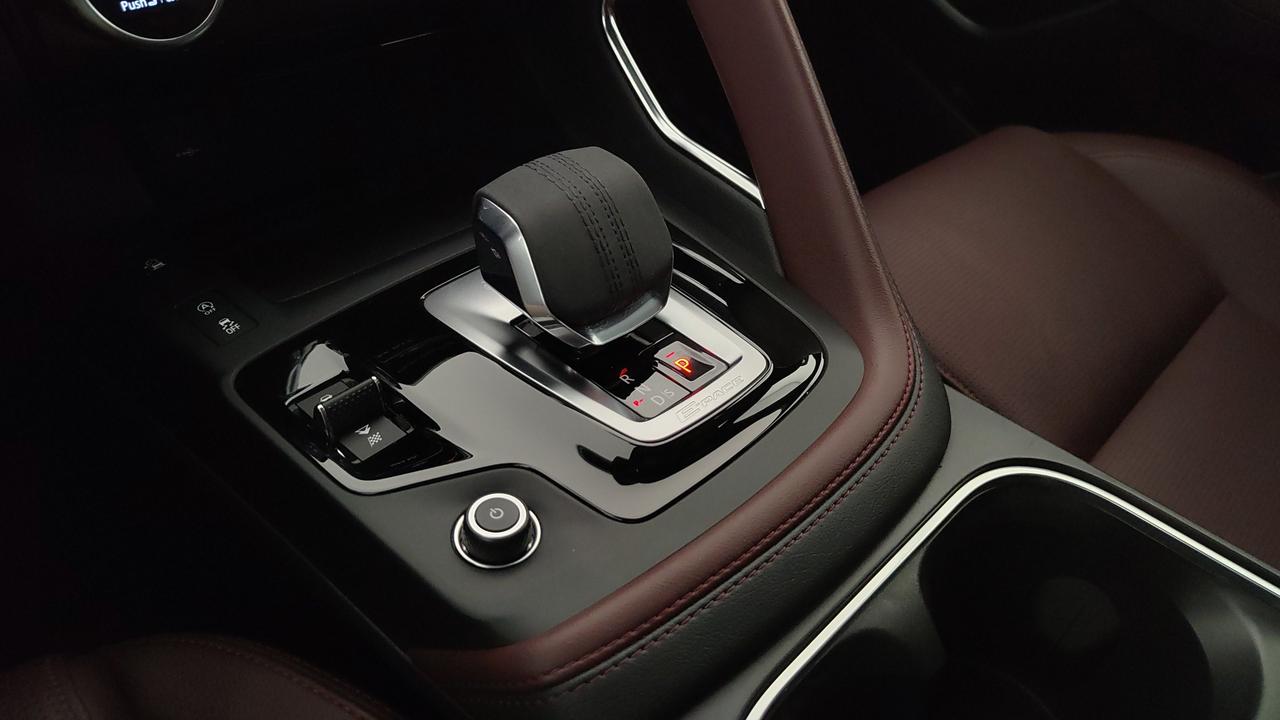 JAGUAR E-Pace 2021 - E-Pace 2.0d i4 mhev R-Dynamic SE awd 204cv auto