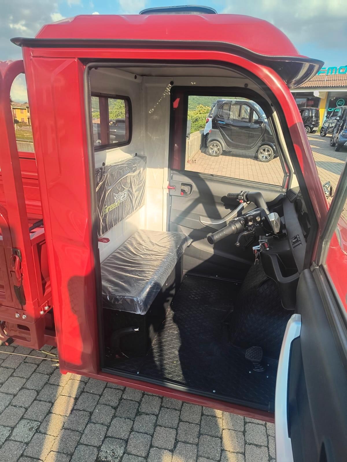 MOTOCARRO ELETTRICO CABINATO CASSONE RIBALTABILE