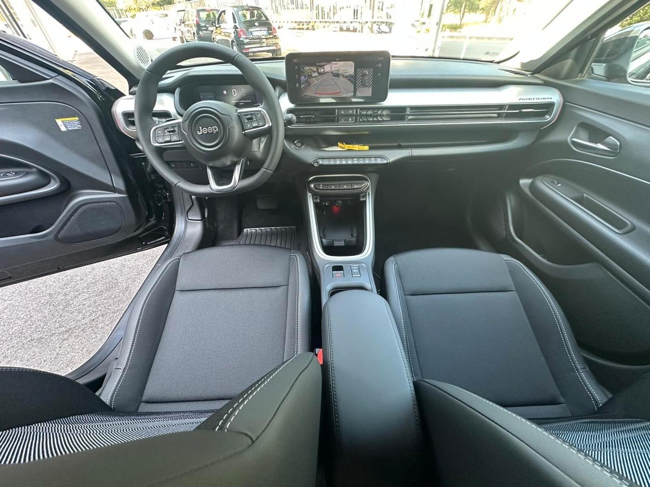 Jeep Avenger 1.2 Turbo 100 CV MHEV Summit