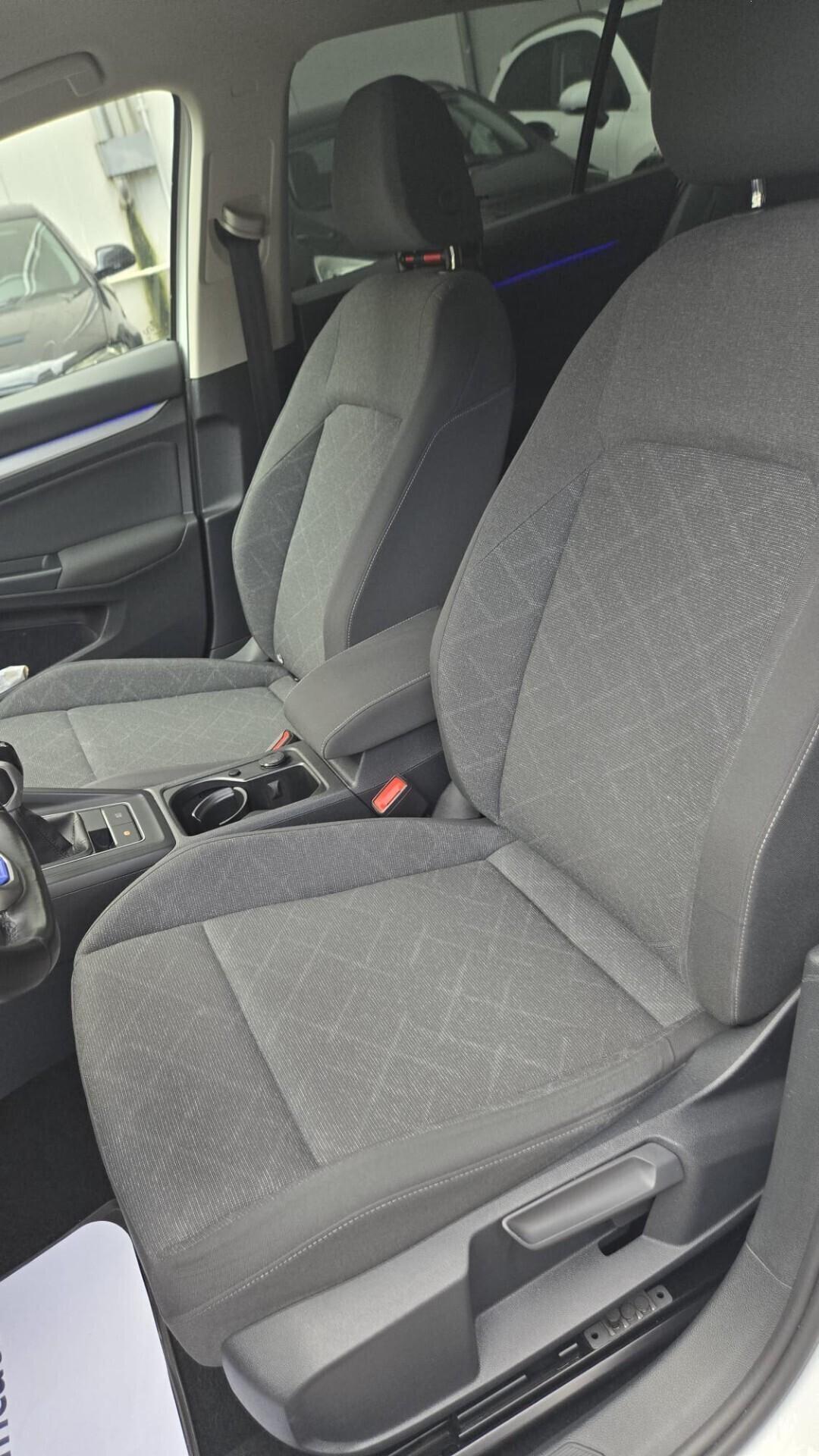 Volkswagen Golf 2.0 TDI SCR Style Neopatentati