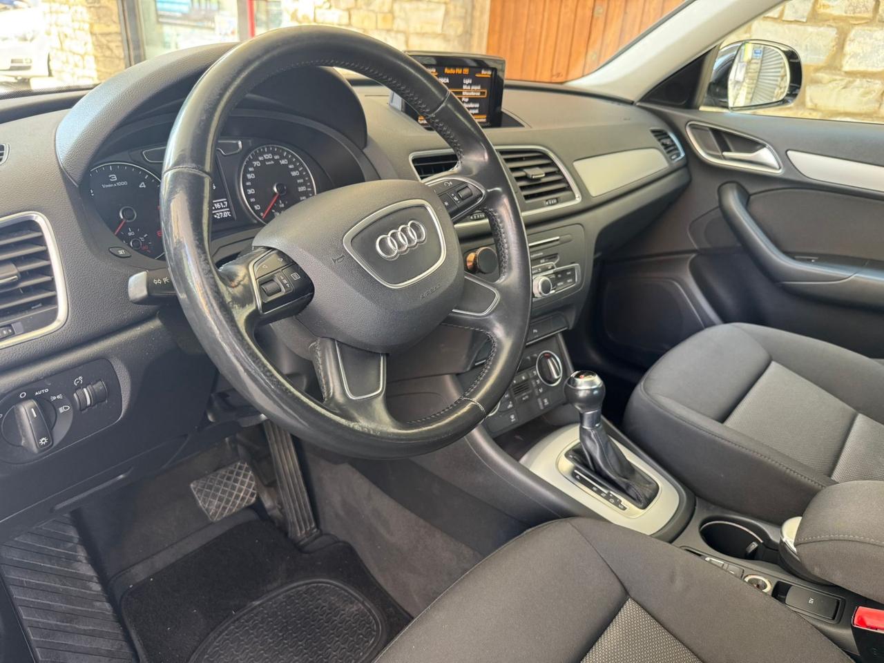 Audi Q3 2.0 TDI 120 CV S tronic line Edition