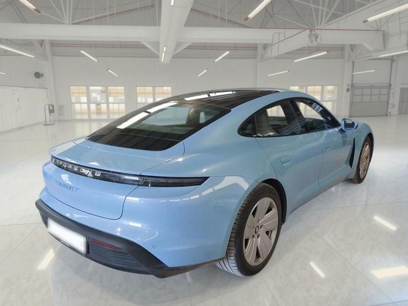 PORSCHE TAYCAN 79KWH COUPE