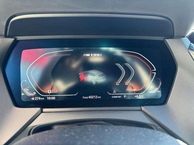 BMW Altro M135 i xDrive NAVI-FULL LED-CAM-19"